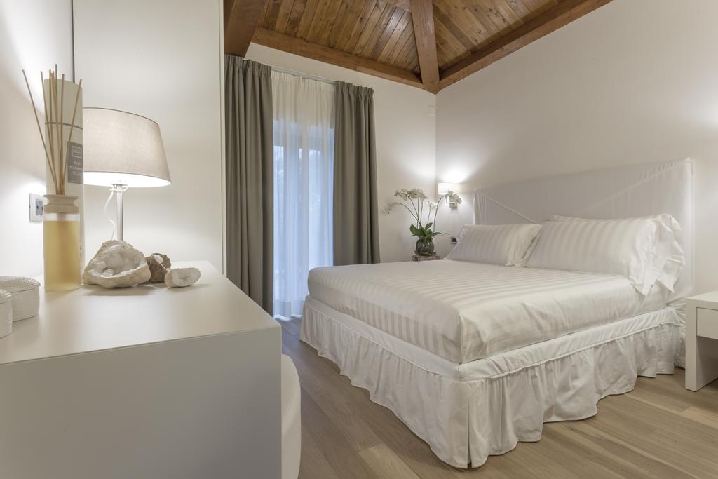 Tenuta Esdra Agrispa Pontecorvo Luaran gambar